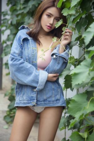 小伙大战两老熟妇69