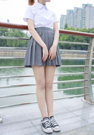 一二三四在线播放